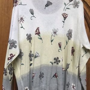 Teddi Women’s NWOT 3 tone cardigan sweater with sequined flowers. Sized Large